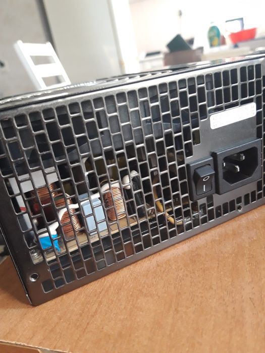 блок питания HuntKey GS 550 на 450вт