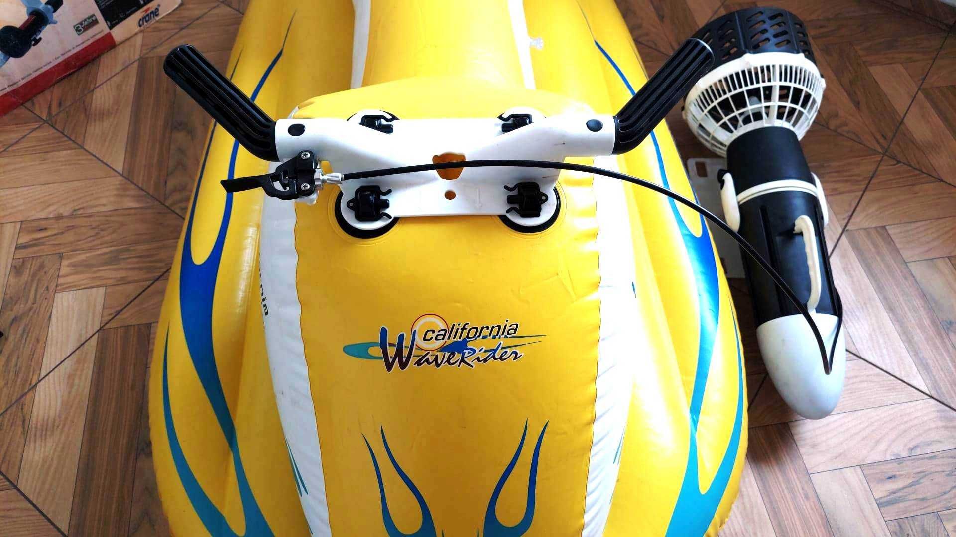 Scuter acvatic gonflabil cu motor electric