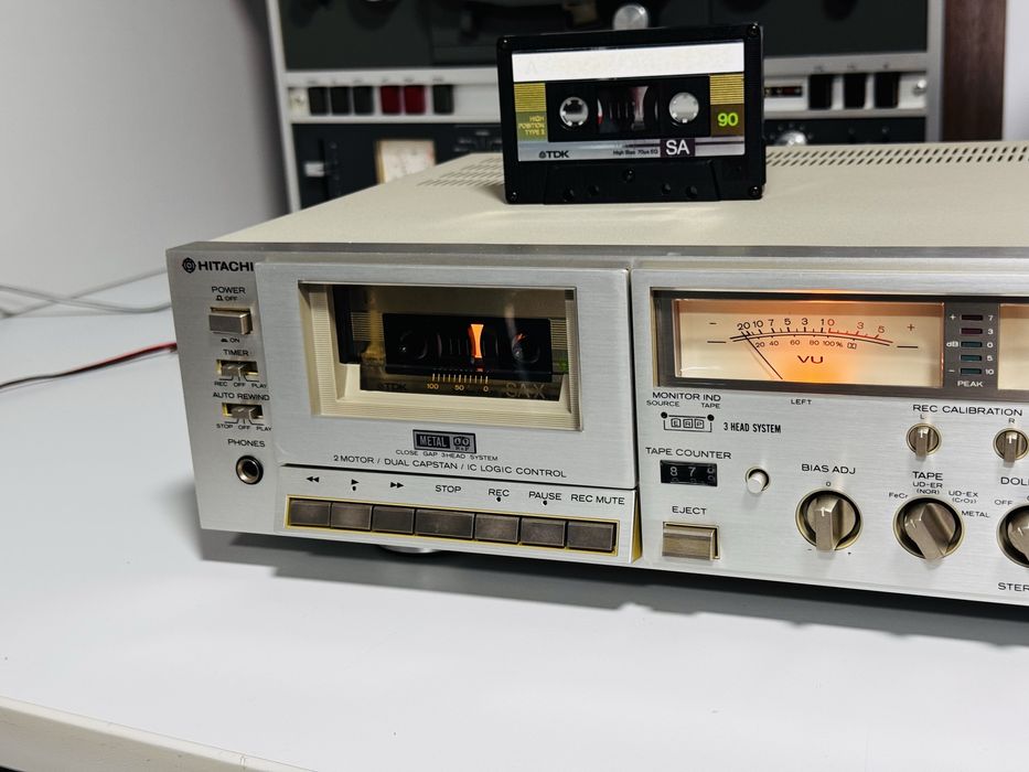 Deck cap de serie HITACHI D-90S,BIAS adj,REC calibrare,sunet deosebit