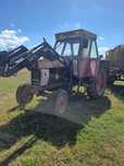 Tractor U650 cu incarcator frontal de vanzare