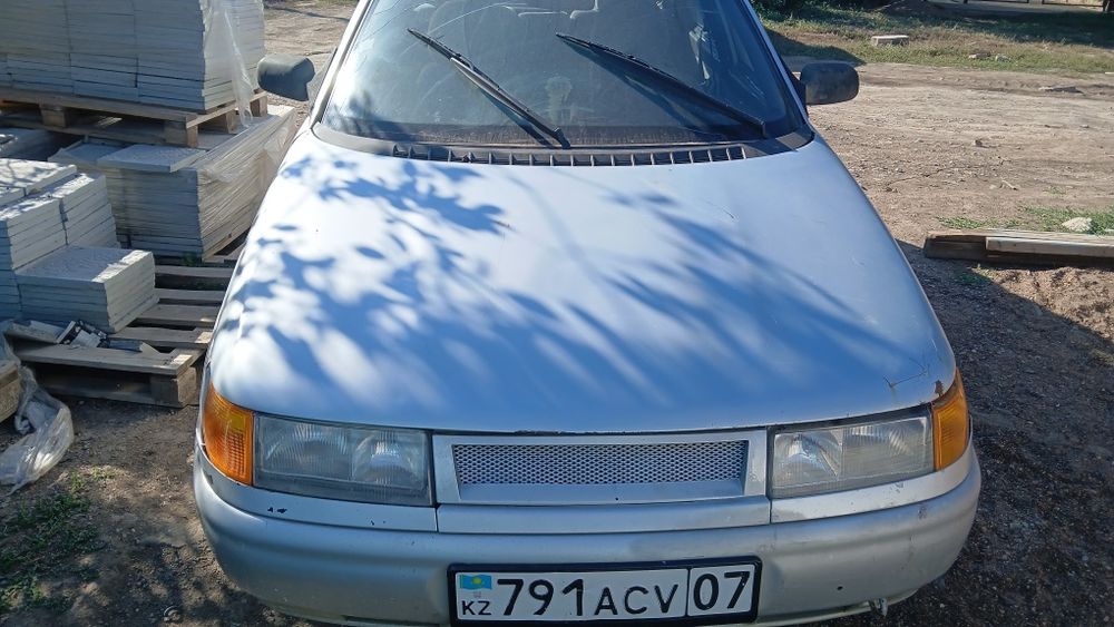 Продам ваз 2110 8 клапаный инжектор