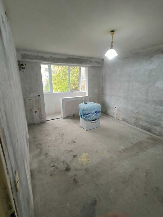 Гарсониера до училище Иван Вазов