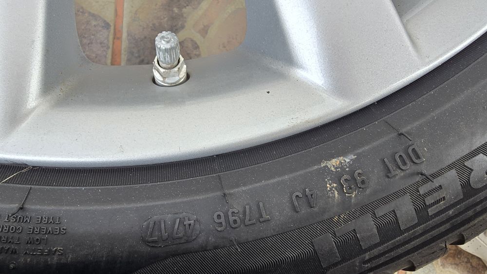 Jante aliaj BMW g30 g31 anvelope iarna 245 45 R18 seria 5 după 2017