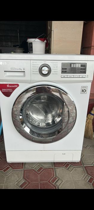 Продам стиральную машину Lg