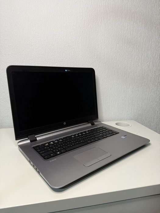 Ноутбук HP ProBook 470 G3, i5, 17,3", Intel HD 520 + Radeon R7 M340