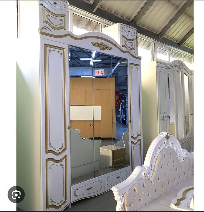 Продам шкаф бу хорошоий