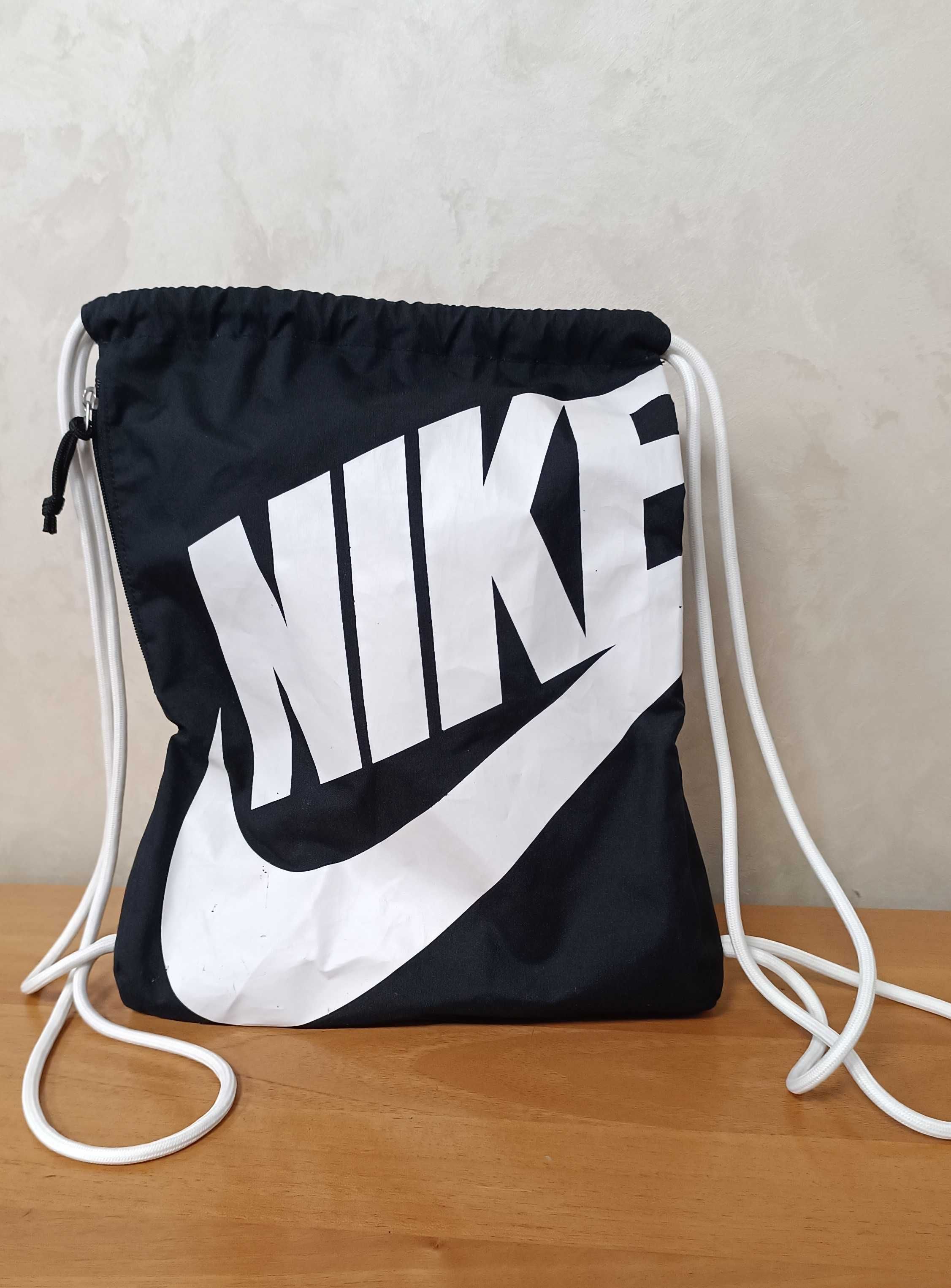 Nike-Много Запазена
