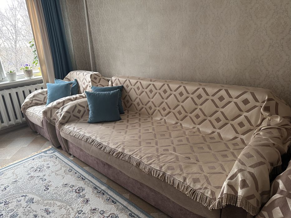 Срочно продается диван и кресло в хорошем состоянии