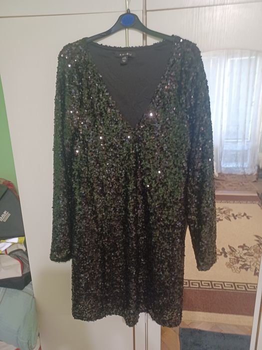 Официална дамска рокля