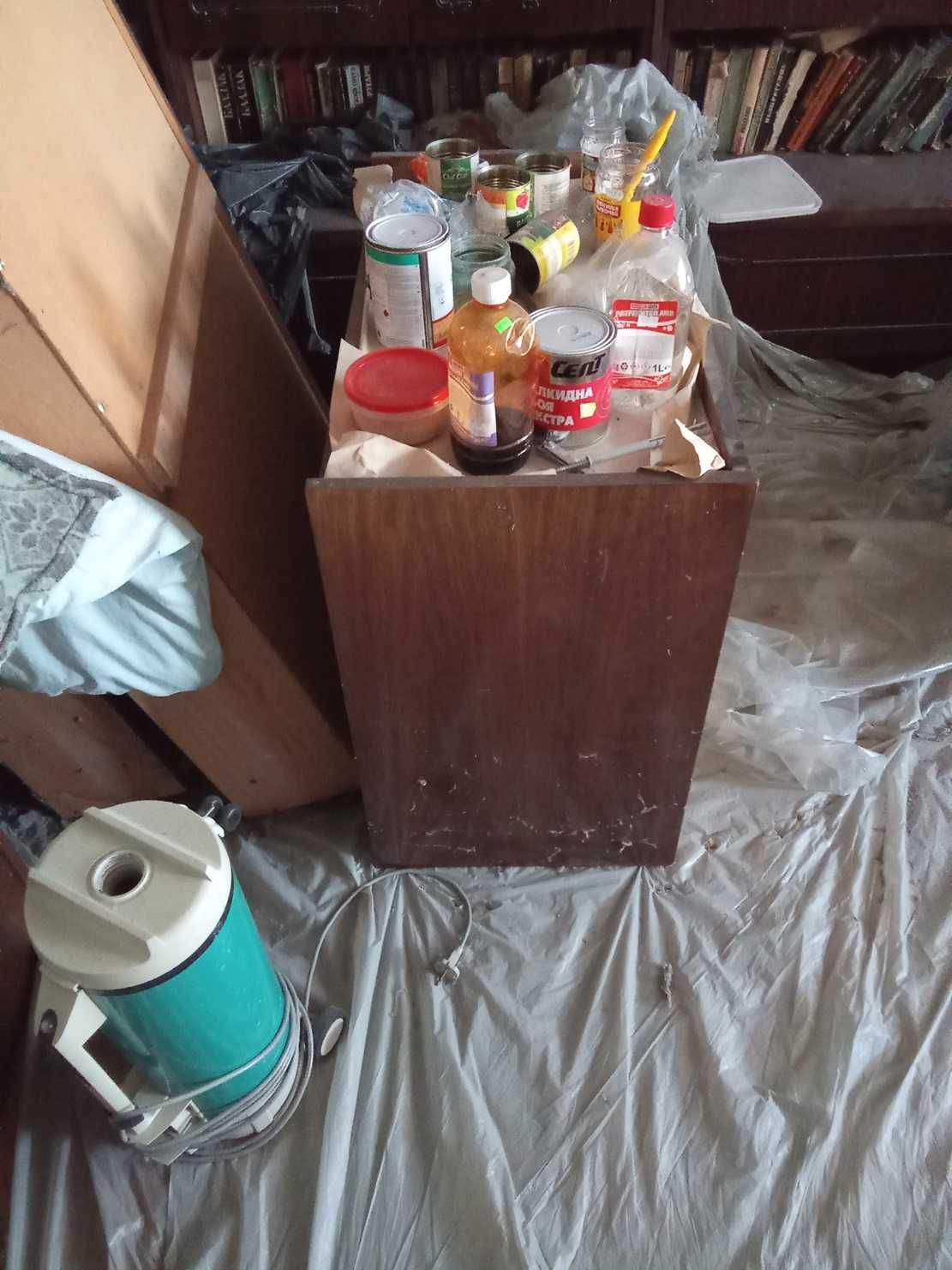 Продава се. Ъглова спалня.