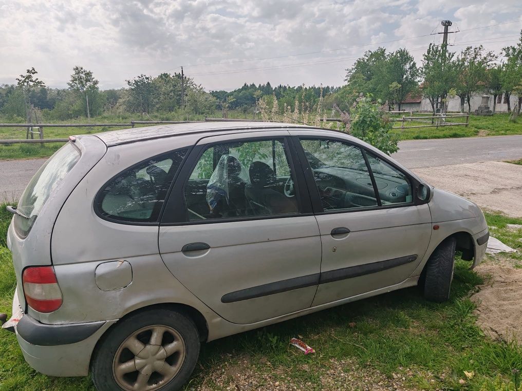 Renault scenic înmatriculat ro