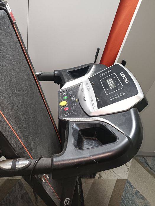 Беговая дорожка Genau