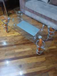 Продам стеклянный стол и стулья