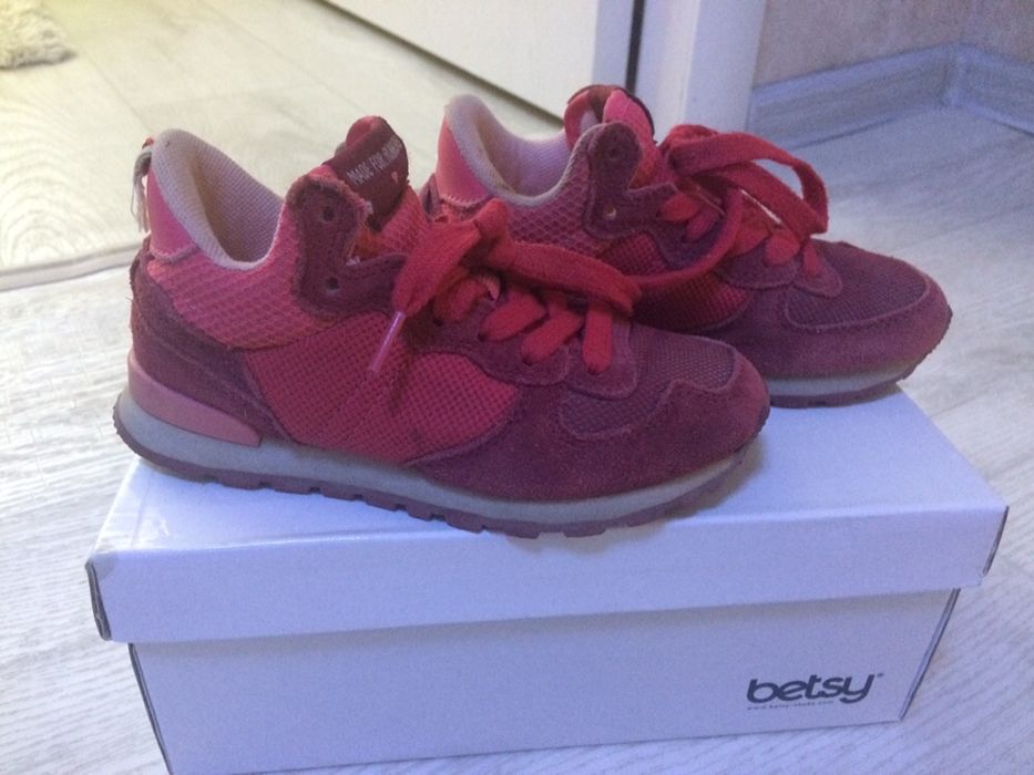 Кроссовки Zara!