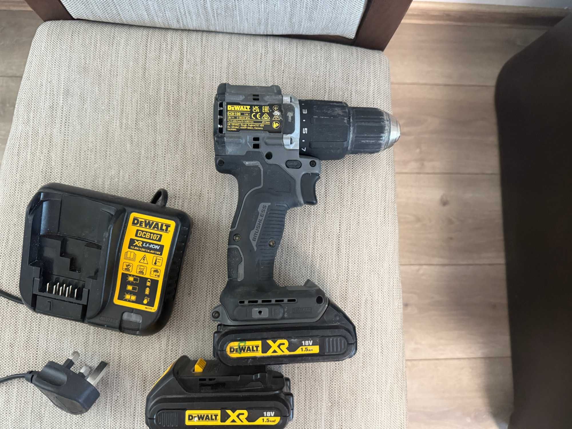 Dewalt DCD100 Винтоверт