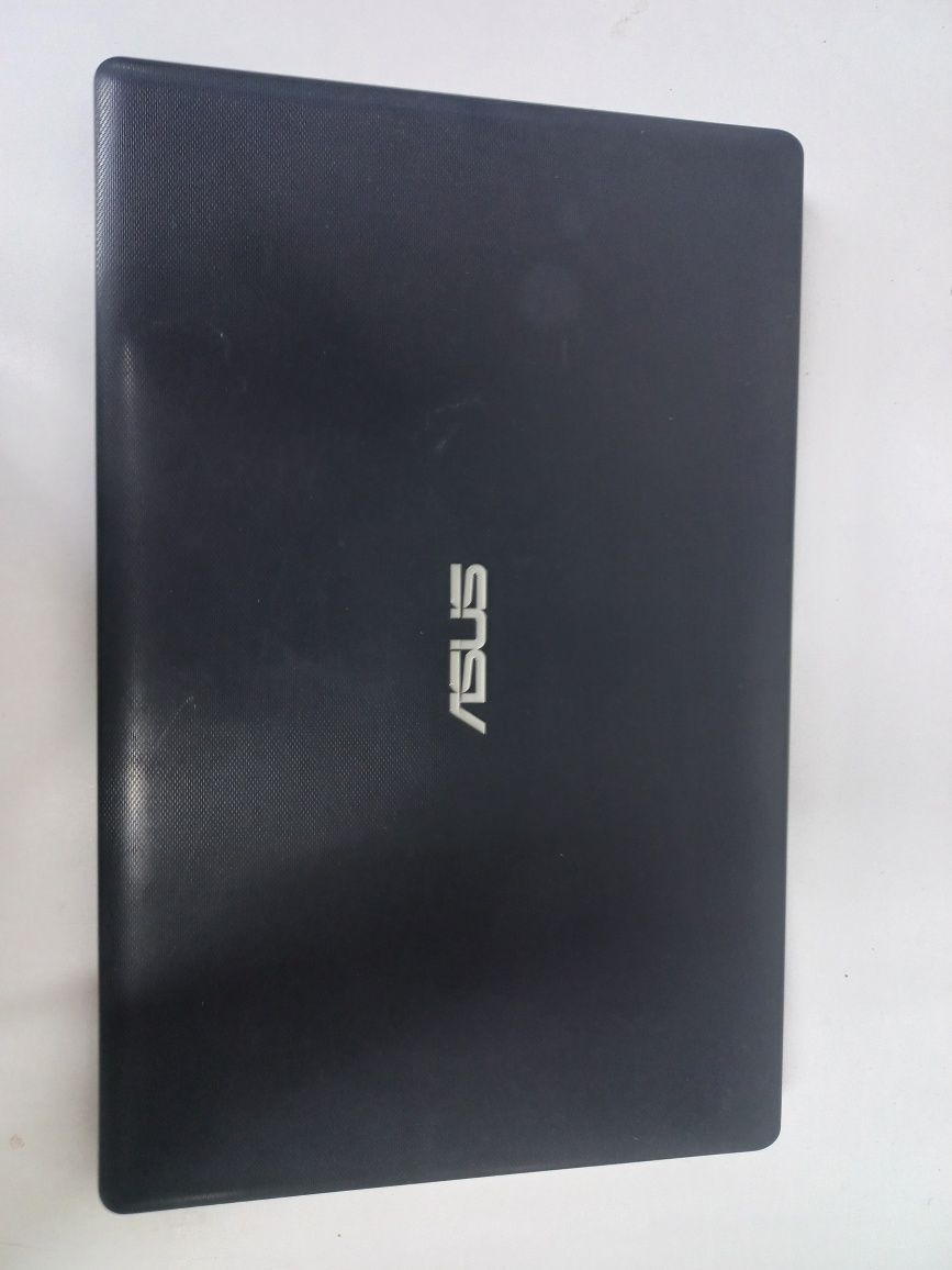 Продам  ноутбук Asus в отличном состоянии