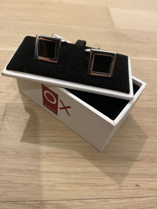 Butoni argintiu cu negru ox gemelos