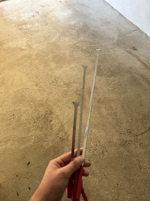 Vand 3 cozi de balena pentru pdr