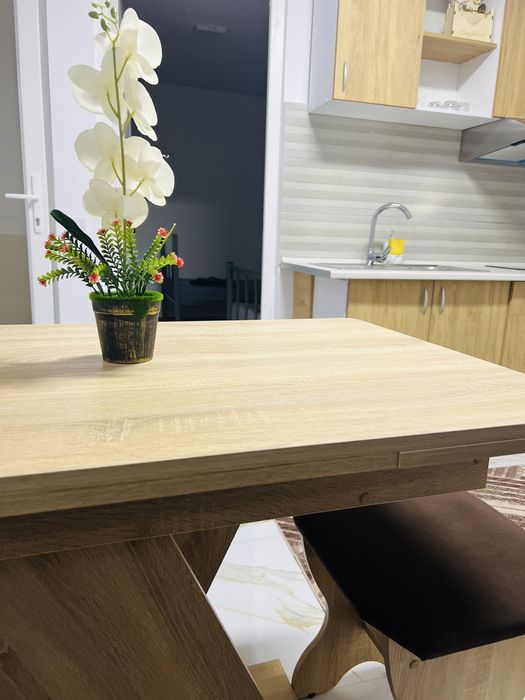 Inchiriez apartament