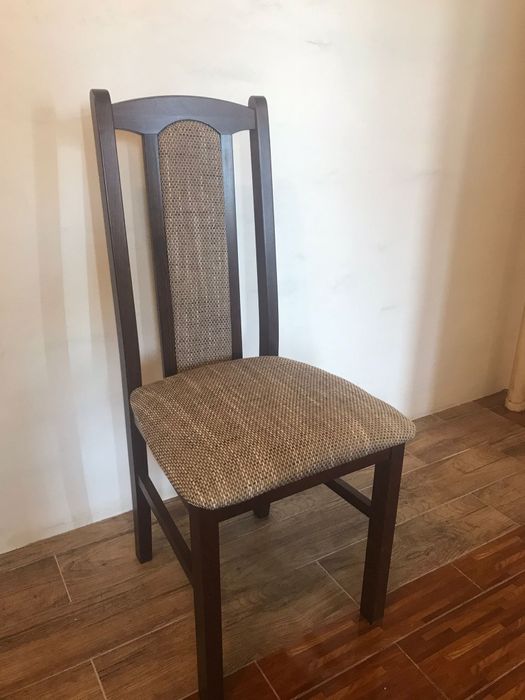 Scaun nuc, lemn de fag