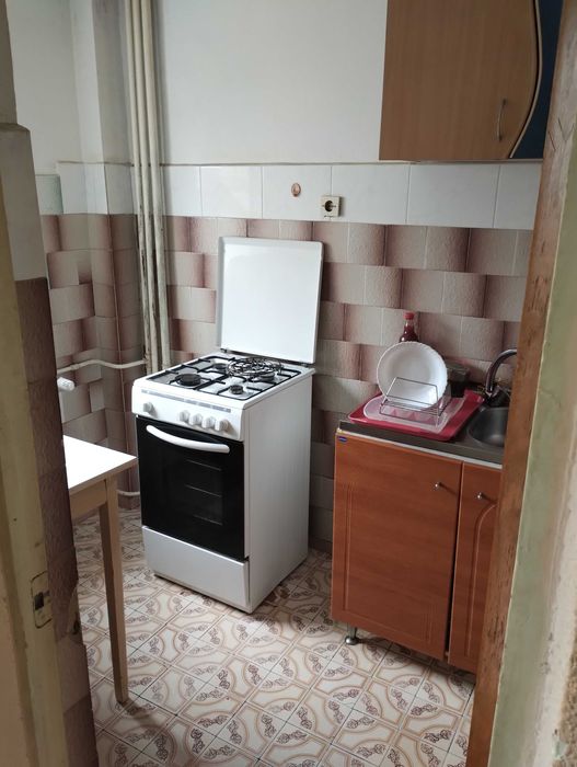 Închiriez Garsonieră Mobilată Utilată