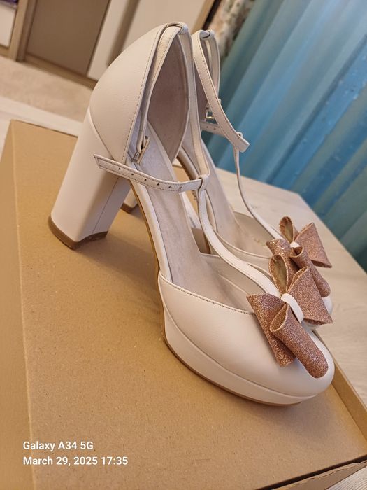 Pantofi de mireasa
