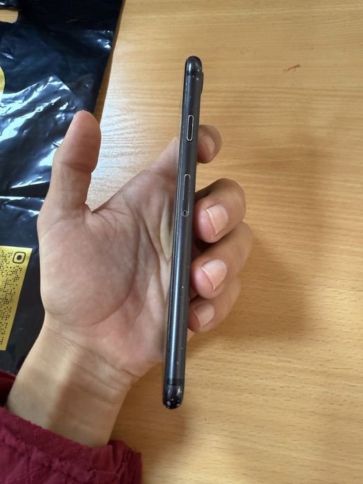 Iphone 7 sotiladi srochna