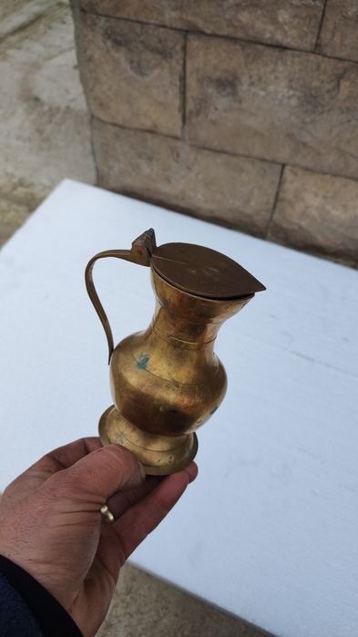 Ulcior din alamă cu capac 12 cm x 6 cm   Art Nouveau