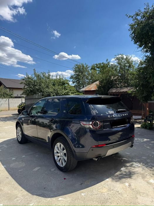 Land rover discovery sport