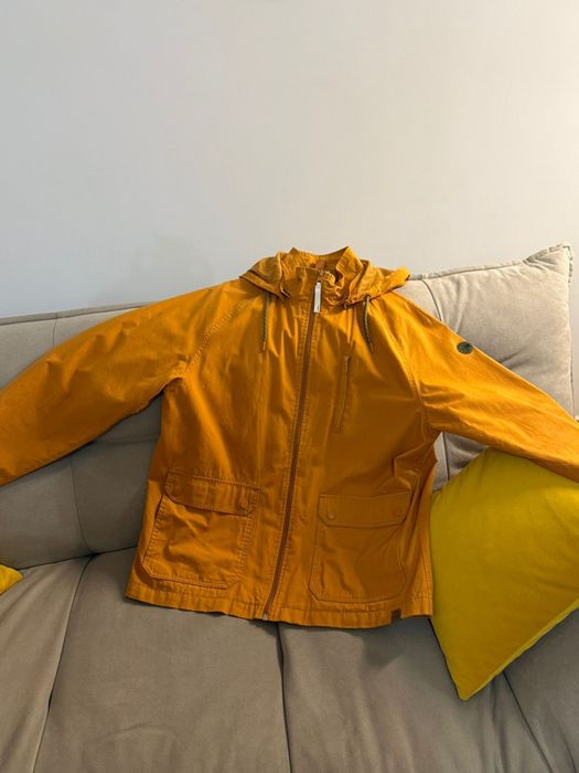 Greaca toamna- primăvară  cu glugă barbati  mărimea L  Only&Sons