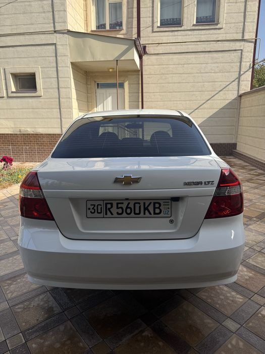 Продаётся нексия 3 автомат!