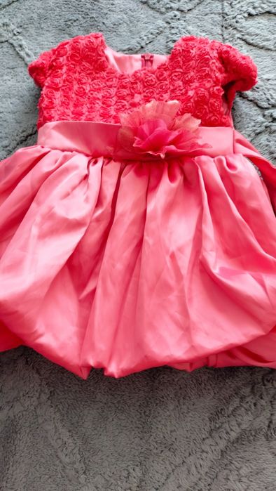 Красное платье(3тыс)