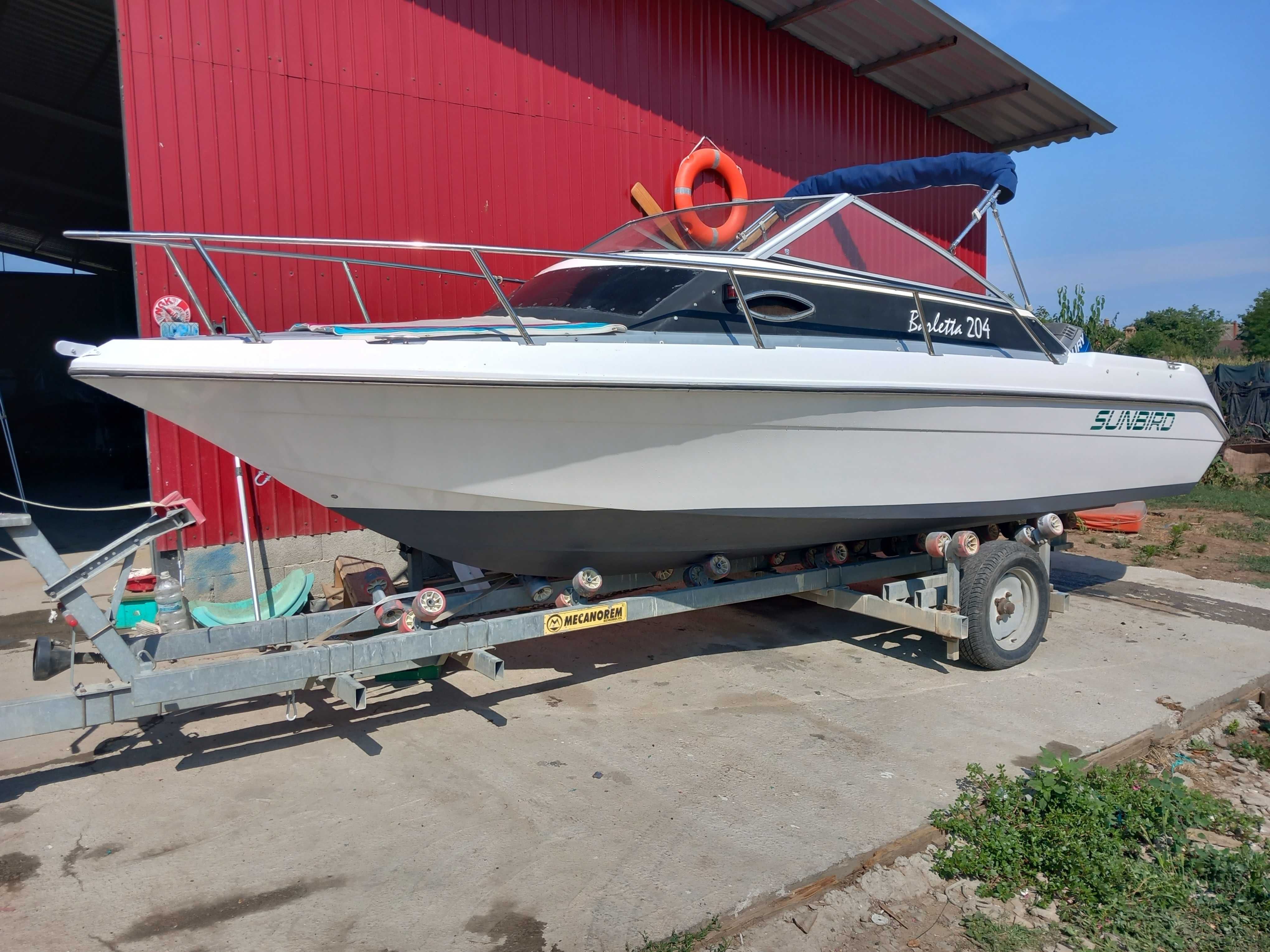 Sunbird Barletta 204 Двигател Mercury 90 к.с.