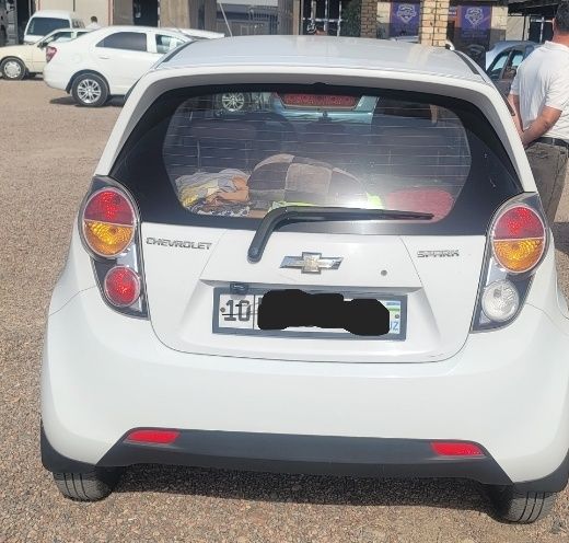 Chevrolet spark sotiladi