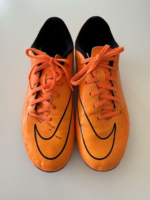 Nike обувки за футбол номер 38