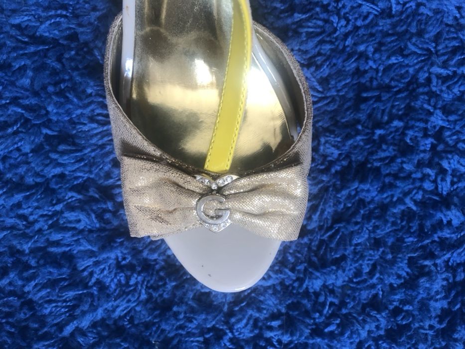 Guess сандали висок ток оригинални 39 номер