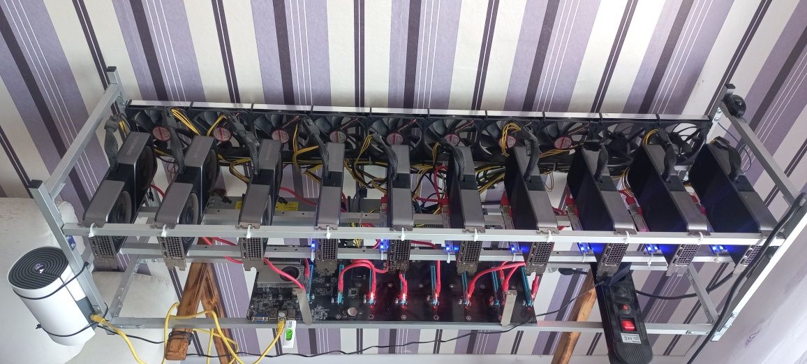 Mining rig с 10 х RTX 3070 Founders