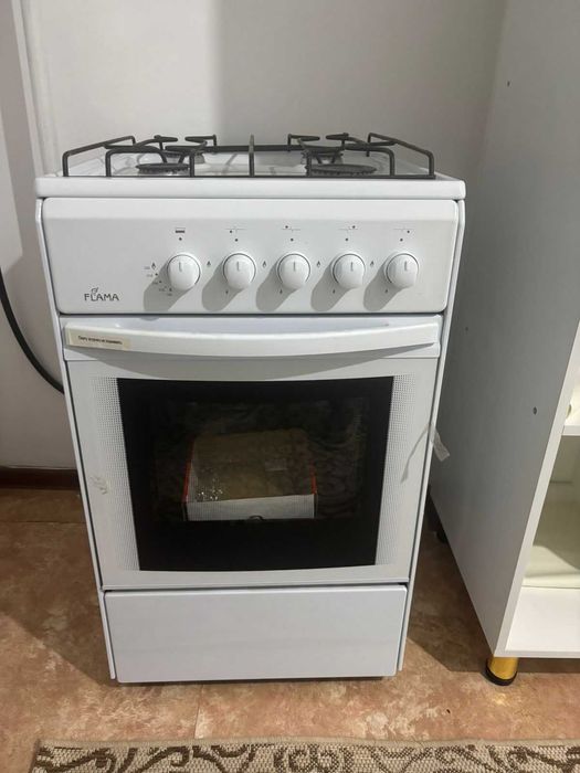 продам новую газ плиту