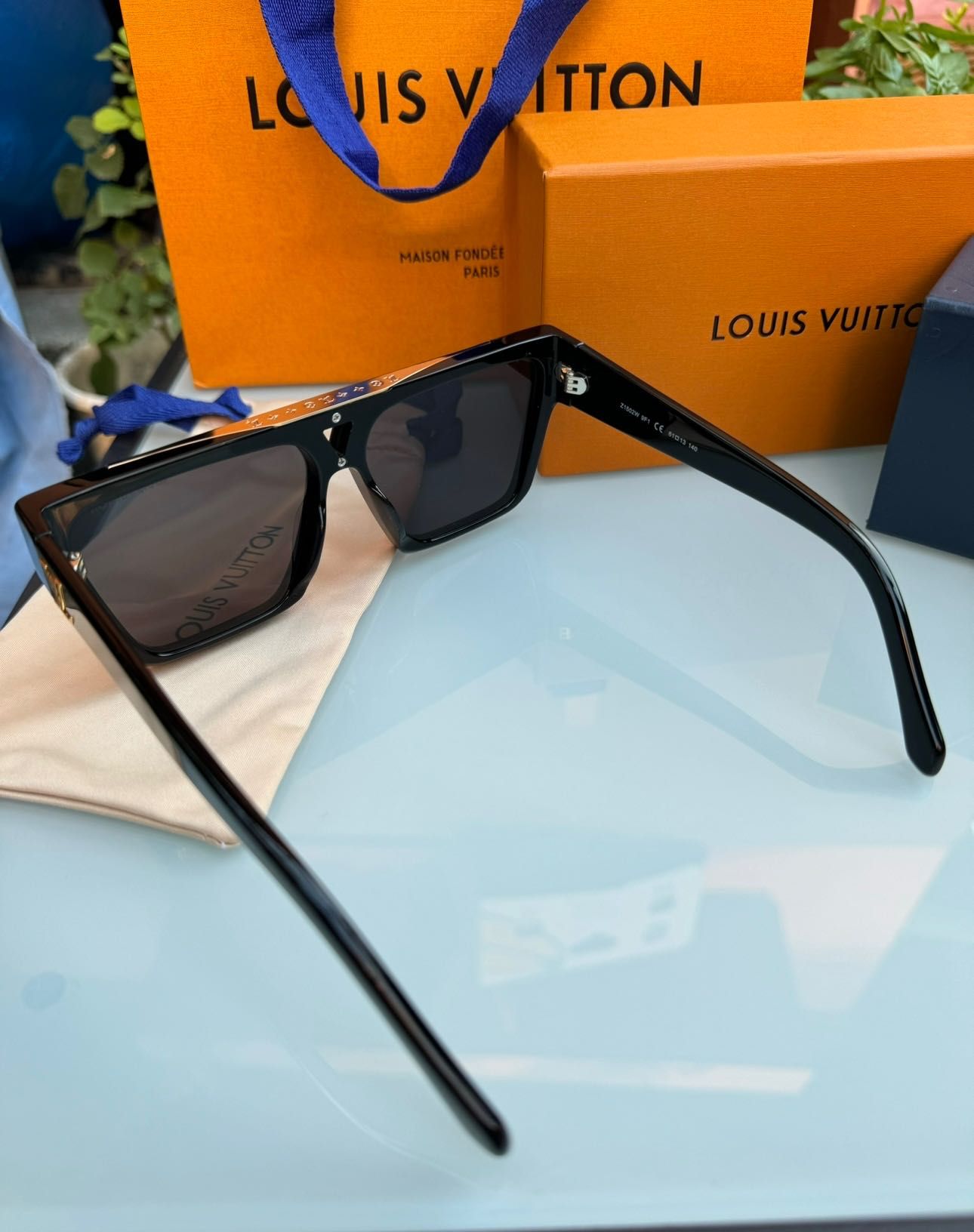 Ochelari de soare originali Louis Vuitton LV Evidence noi