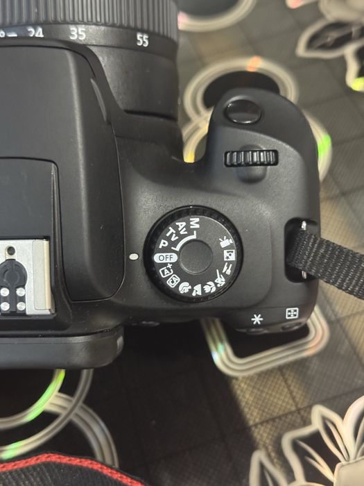 Фотоапарат Canon EOS 4000D