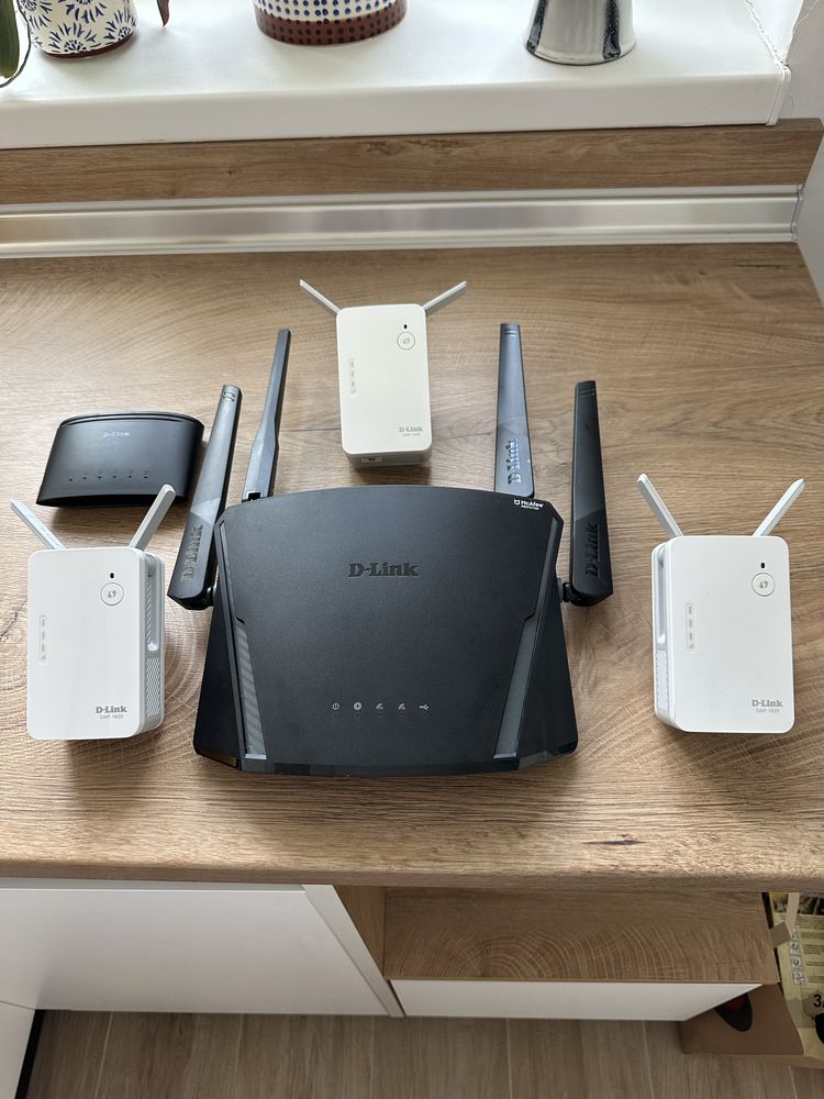 Рутер D-Link Dir1960 / Mesh система