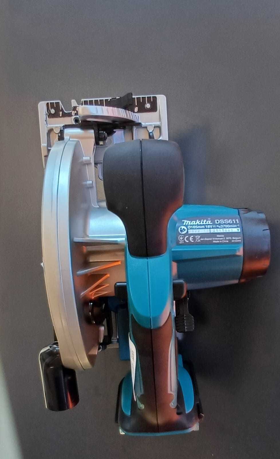 RESIGILAT - MAKITA  Fierastrau circular 165mm, DSS611Z