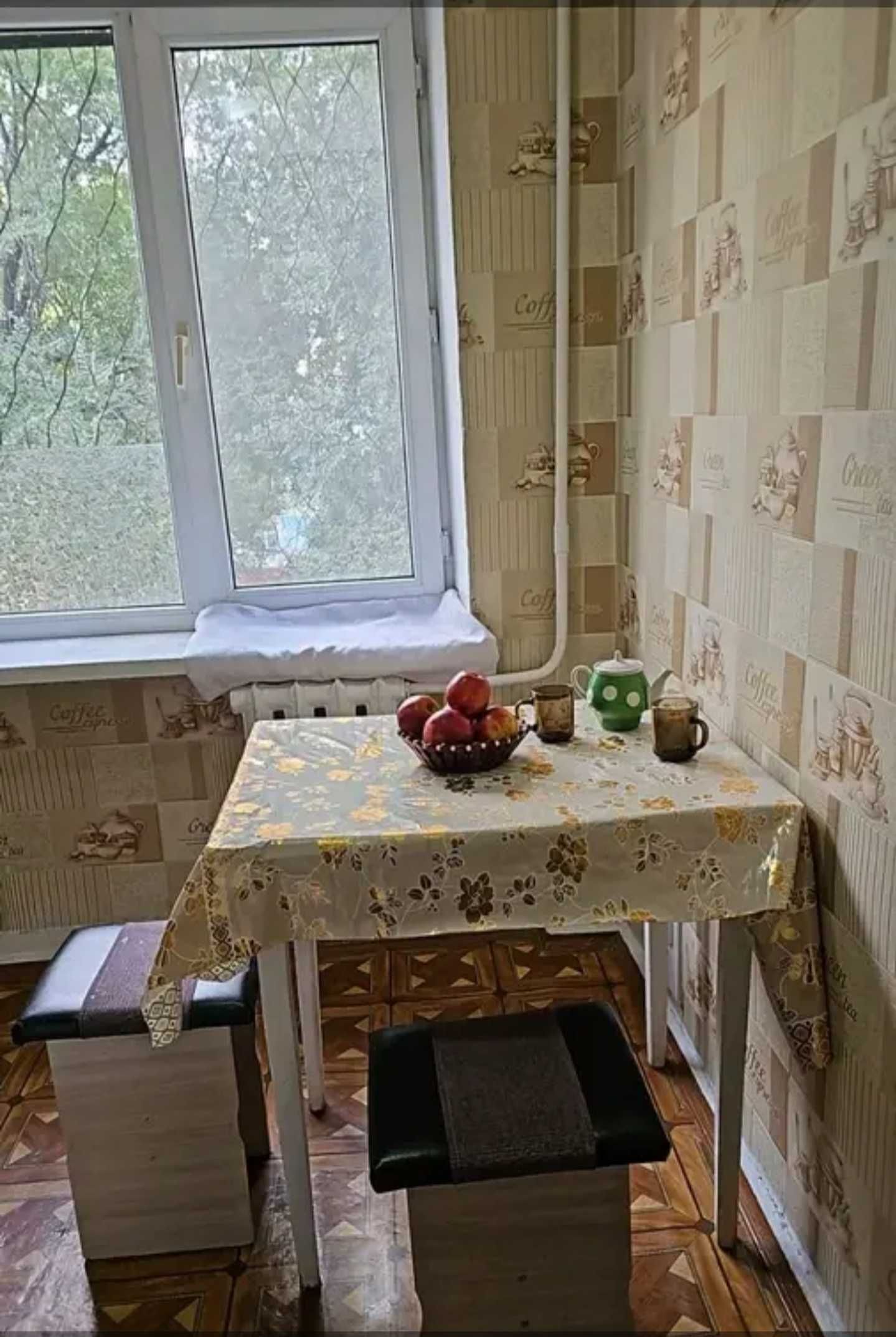 Абая139, Айлара центр 2 комн кв,по сут,по час