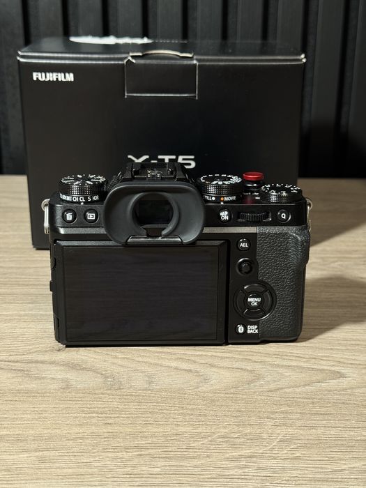 Fujifilm x-t5 garantie/ 3bateri/ blit