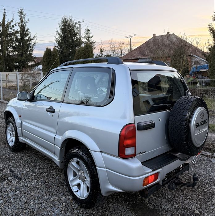Suzuki Grand Vitara 1.6i 16V 4x4 Mic\Mare 2004