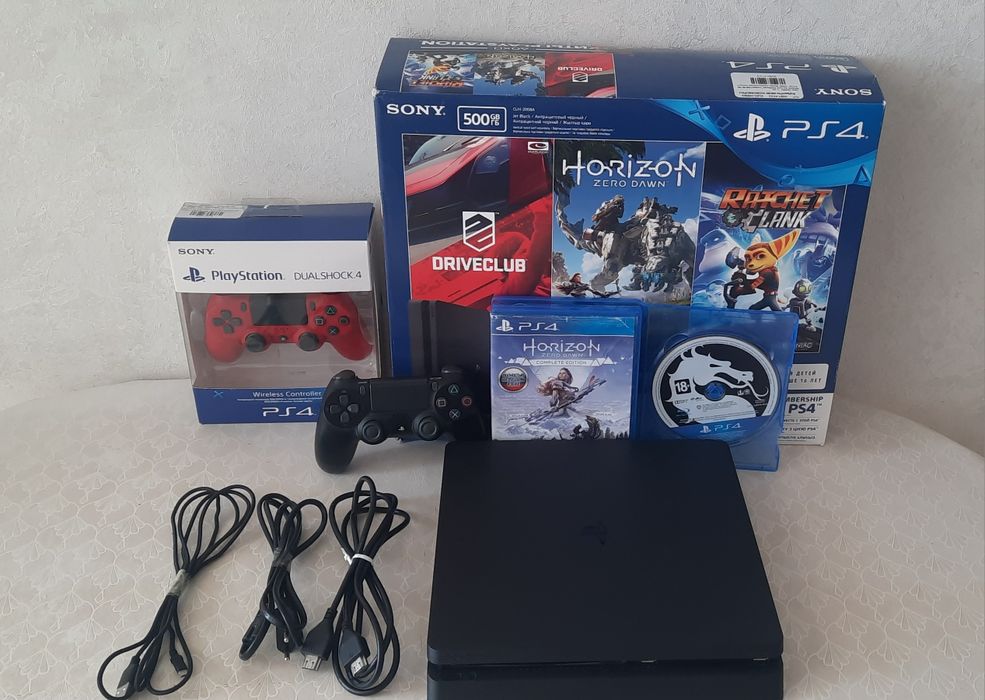 Sony PlayStation 4 Slim