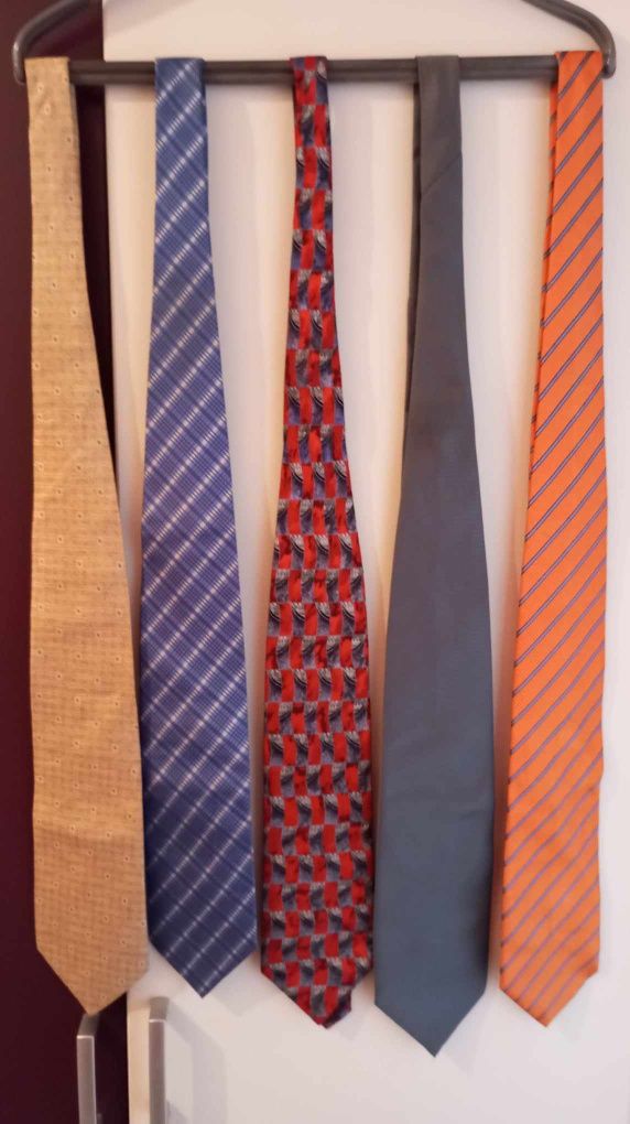 24 бр вратовръзки
