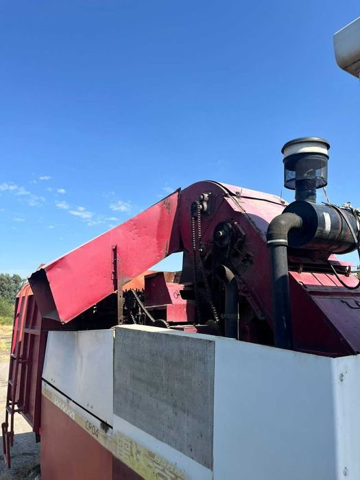 комбайн ловол початкоуборочный