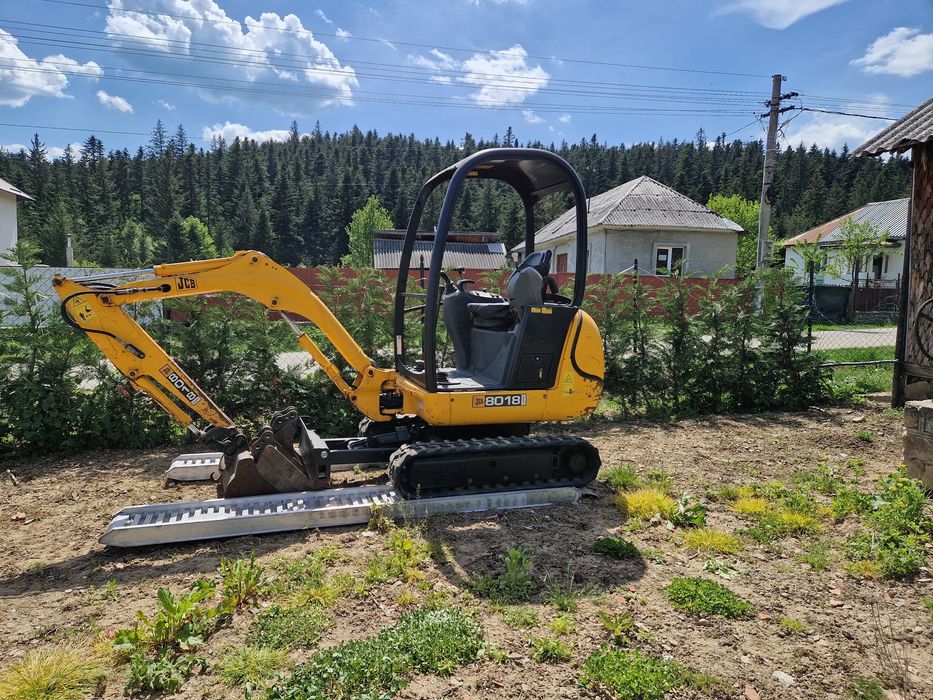 Miniexcavator jcb 8010