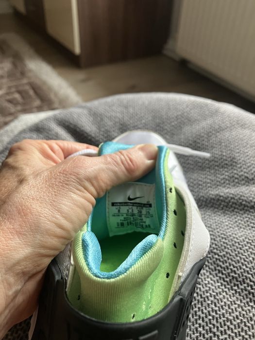 Маратонки Nike,38 номер